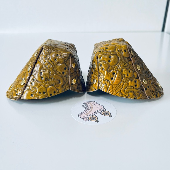 Neon skeleton leather roller skates toe guards    Toe caps for roller skates - Picture 6 of 11